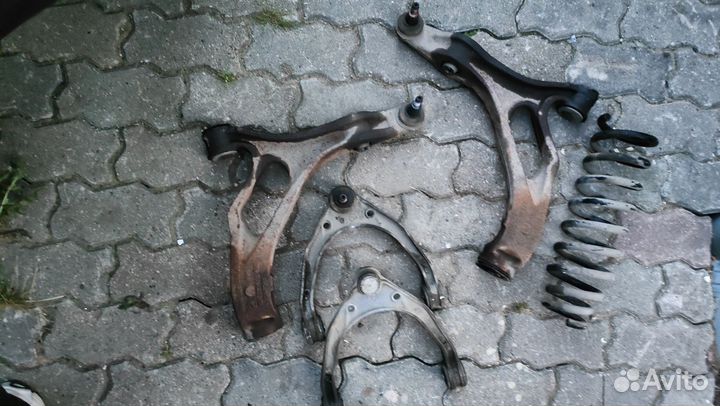 Рычаги нижний, верхний touareg