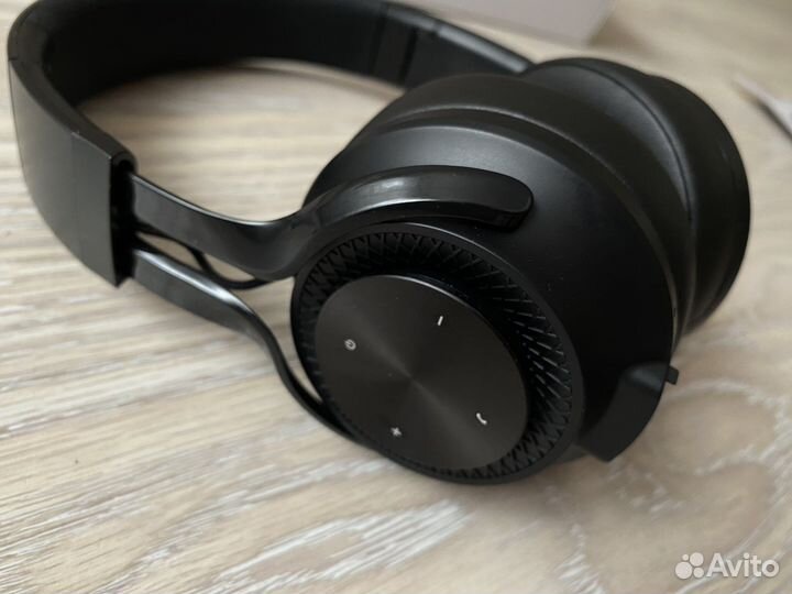 Беспроводные наушники накладные tfn bloom