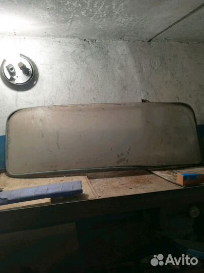 Лобовое стекло на газ