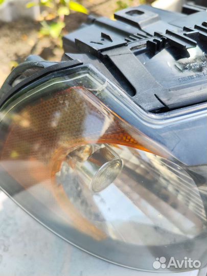 Фара передняя правая BMW X3 E83 галоген, дорест