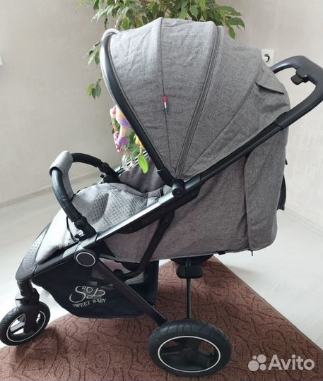 Прогулочная коляска