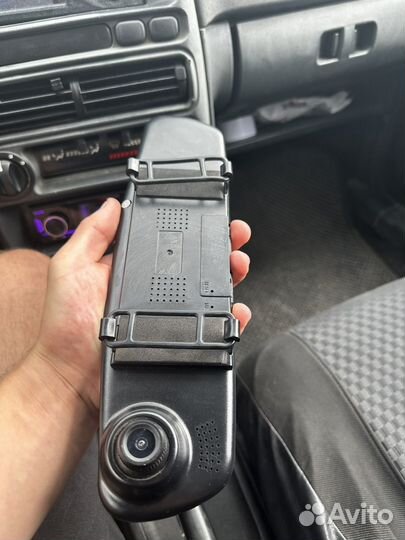 Видеорегистратор зеркальный