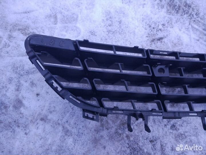 Решетка Опель Астра Astra 2011 г