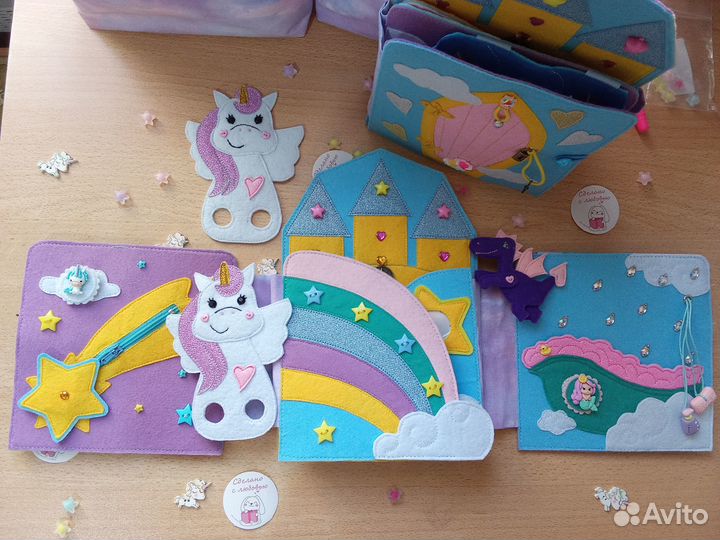 Книга-трельяж из фетра Зaмок Eдинорожки и Дрaкoши