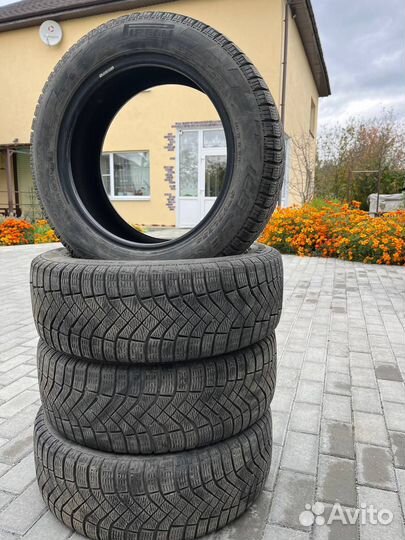 Pirelli Ice Zero FR 205/55 R16 94T