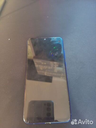 Телефон б/у. Honor 10i