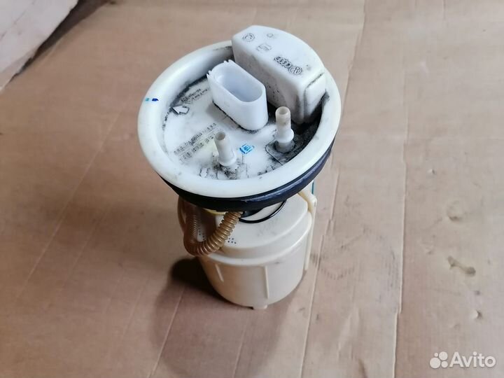 Топливный насос VW Golf 4,VAG 1J0919051H