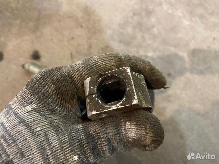 Рулевой Кардан карданчик Вольво S60 S80 XC70 рест