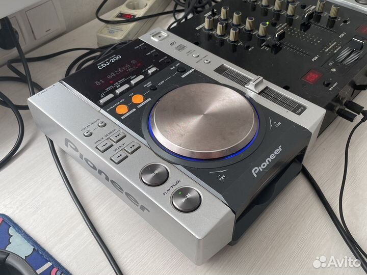 Pioneer cdj 200