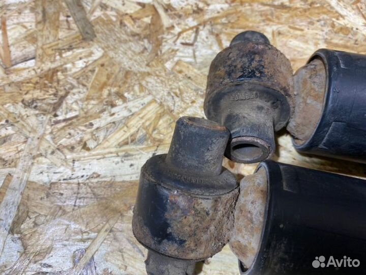 Амортизаторы задние Ford Focus 2 универсал 2.0