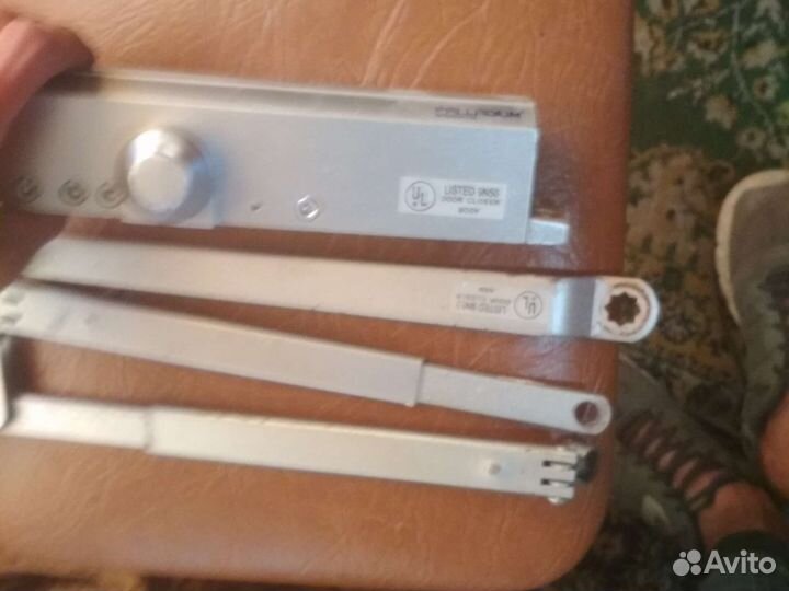 Доводчики дверей