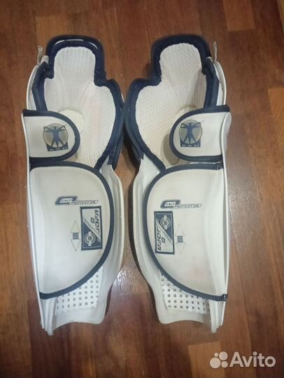 Щитки хоккейные Jofa 9090 NHL (16 размер)