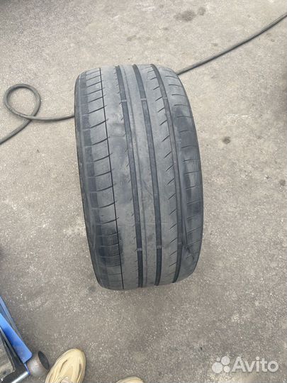 Dunlop SP Sport Maxx GT 285/35 R21
