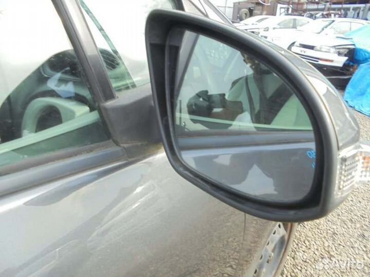 Зеркало правое Toyota Vitz KSP130 1KR-FE 2011/5