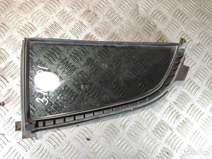 Стекло двери задней левой форточка Mitsubishi L200