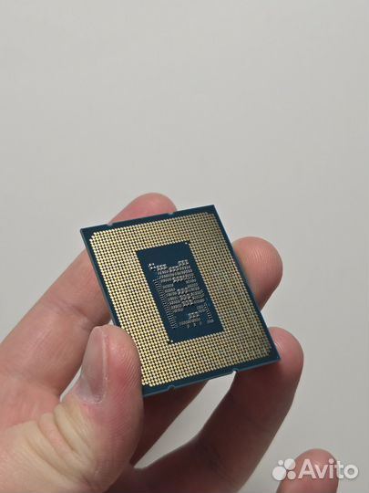 Процессор Intel Core i3 12100