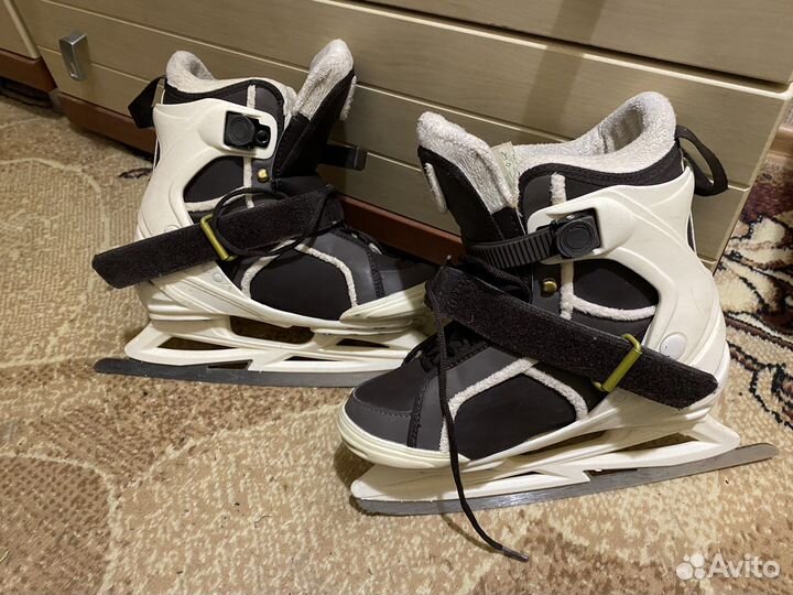 Коньки р.38(24.3см)