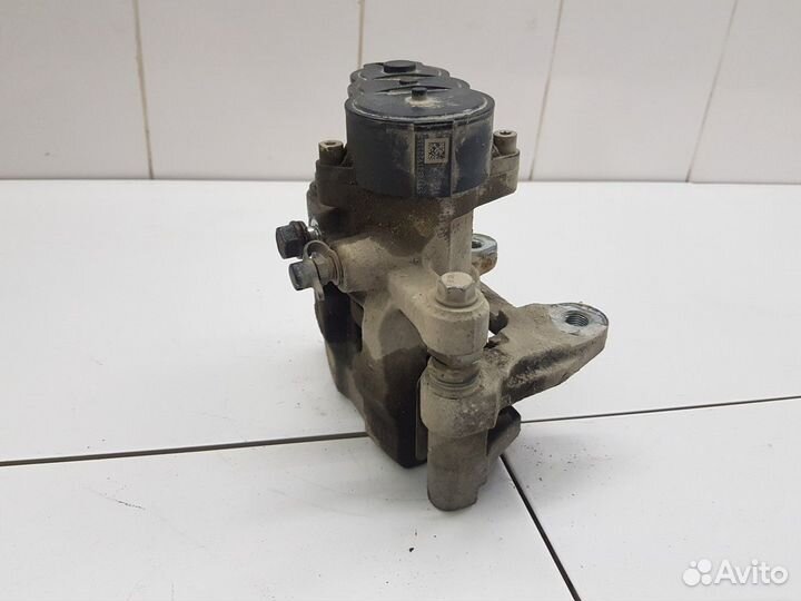 Суппорт задний правый (Geely Coolray)