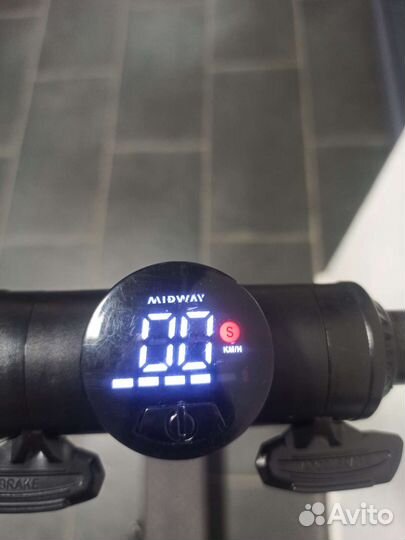 Электросамокат midway 0809