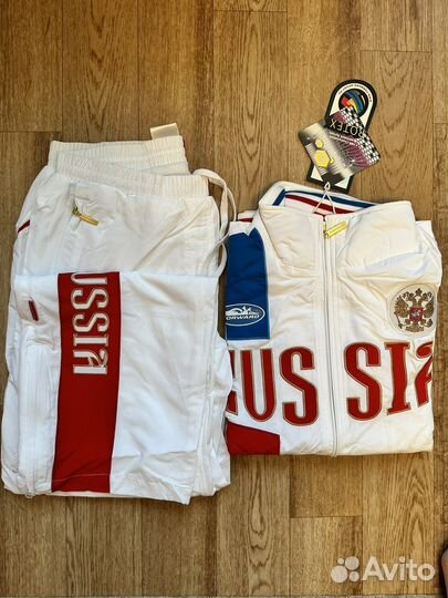 Спортивный костюм