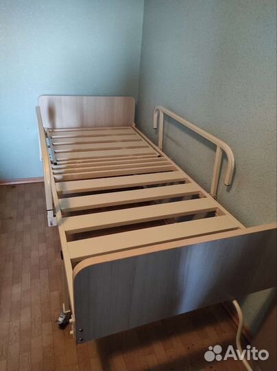 Кровать для лежачих больных бу