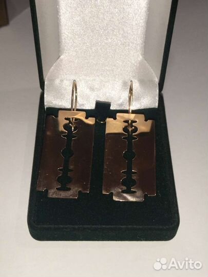 Золотые серьги