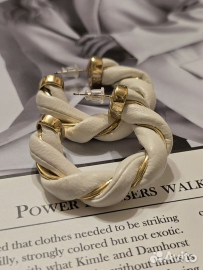 Серьги в стиле bottega veneta с нюансом