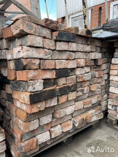 Кирпич бу