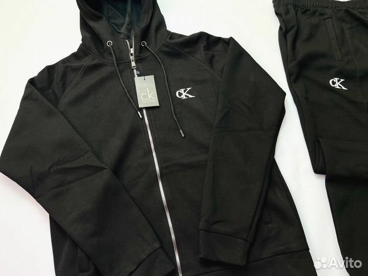 Спортивные костюмы Calvin Klein