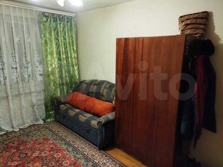 Комната 16,3 м² в 2-к., 1/9 эт.