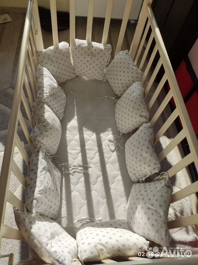 Детская кроватка Алита с маятником и матрасом