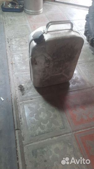 Алюминиевый бедон