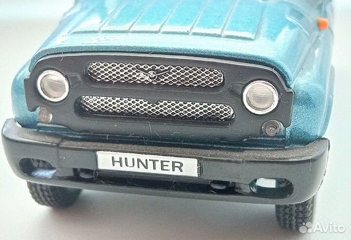 Модель автомобиля УАЗ Патриот 1:43