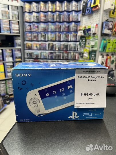 Sony psp e 1008+4 диска