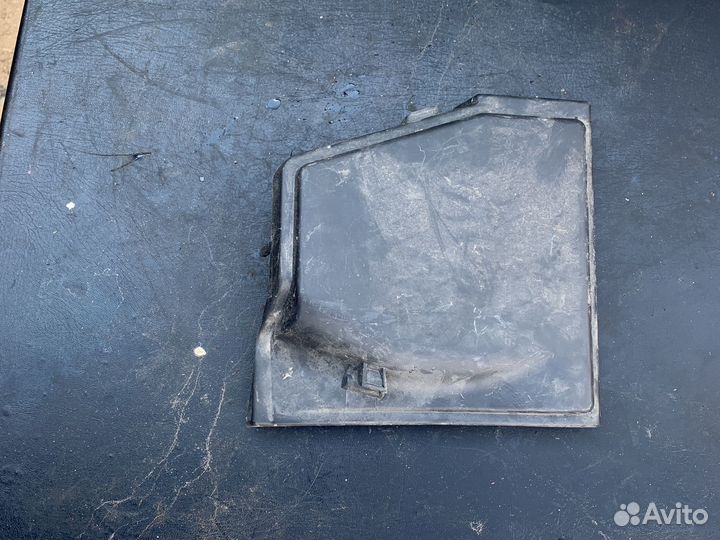 Крышка корпуса предохранителей nissan almera g 15