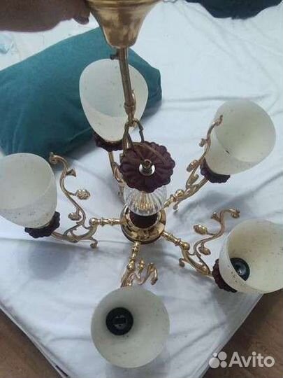 Люстра подвесная потолочная