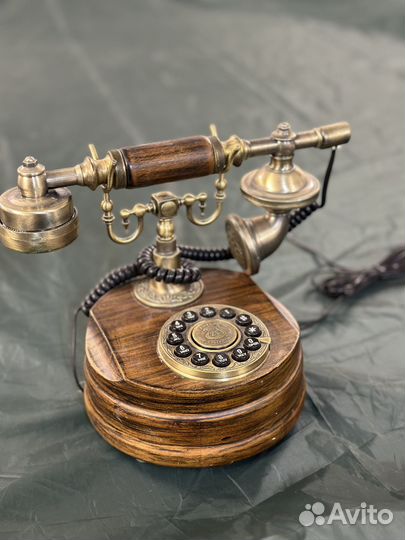 Стационарный телефон ретро СССР