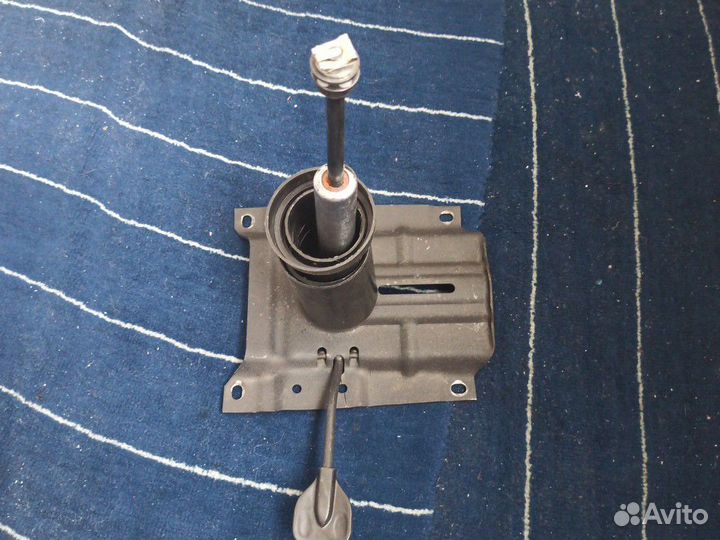 Кресло офисное нужна замена обивки. (Запчасти для