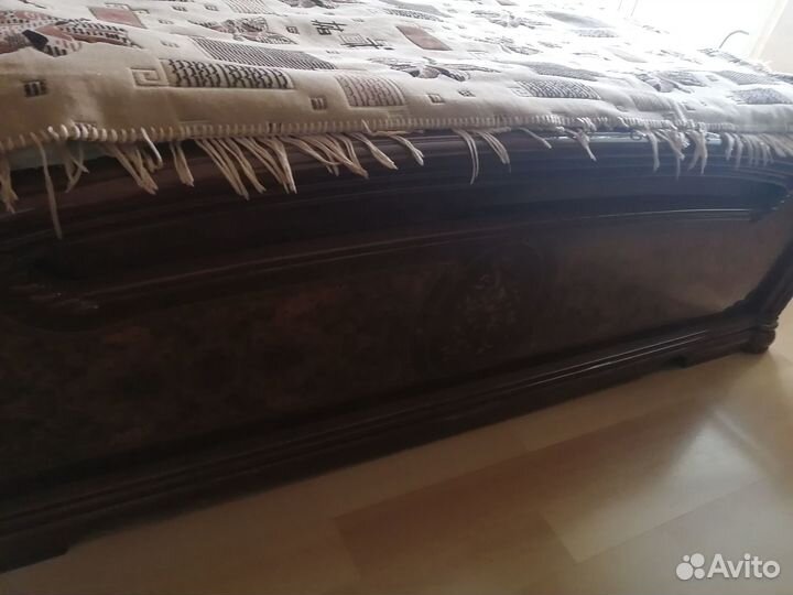 Спальный гарнитур бу