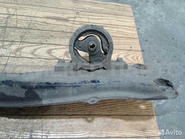 Балка подмоторная Ниссан Альмера Н16