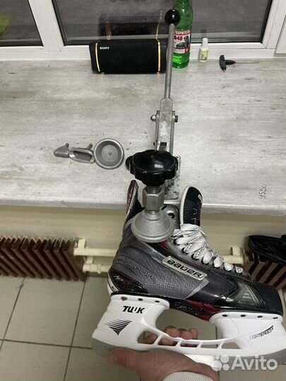 Маски хоккейны в асортименте Bauer Ccm