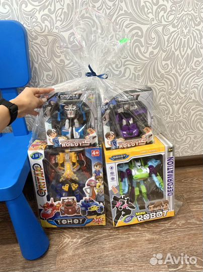 Огромный набор тоботов