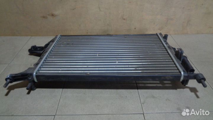 Радиатор основной Opel Corsa D