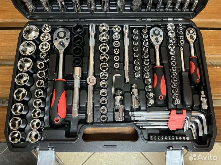 Набор инструментов 151 предмет