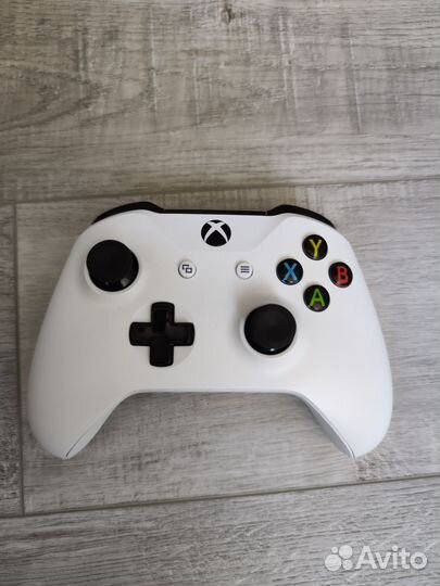 Геймпад xbox One