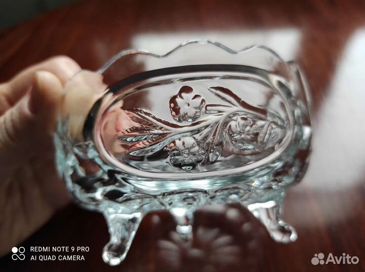 Конфетницы хрустальные на ножках