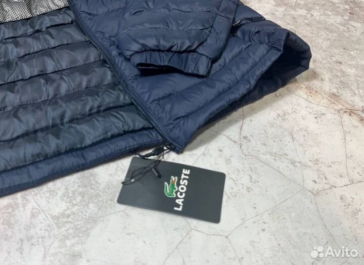 Легкие куртки Lacoste спортивные