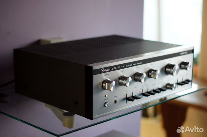 Винтажный усилитель Onkyo Integra A-755mkII/70
