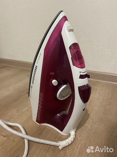 Утюг Redmond
