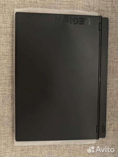 Мощный игровой ноутбук с подсветкой клавиатуры